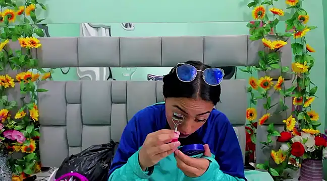 Snapshot of Lovely_celeste chatting on 12, 12, 2024 Lovely celeste online show from 12, 12, 2024