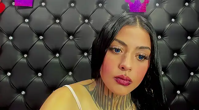 Snapshot of Lovely_celeste chatting on 4, 1, 2025 Lovely celeste online show from 4, 1, 2025