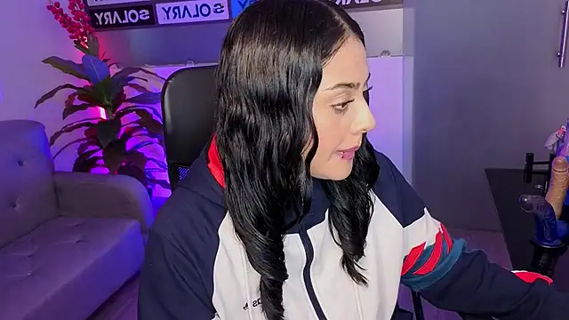 Snapshot of Lovely_celeste chatting on 4, 12, 2025 Lovely celeste online show from 4, 12, 2025