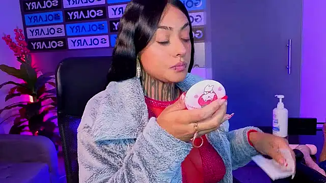 Snapshot of Lovely_celeste chatting on 5, 12, 2025 Lovely celeste online show from 5, 12, 2025