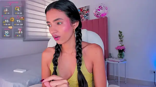 Snapshot of Ninamirley chatting on 20, 12, 2024 Ninamirley online show from 20, 12, 2024