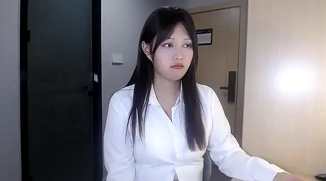 puppy-mango online show from 6, 12, 2024