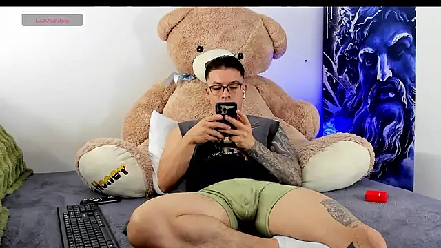 boyc022  online show from 18, 1, 2026