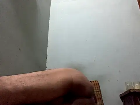 Snapshot of VastNoon95 chatting on 13, 12, 2025 VastNoon95 online show from 13, 12, 2025