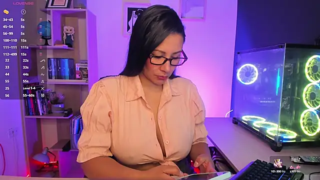 Sue Wolls online show from 15, 1, 2025