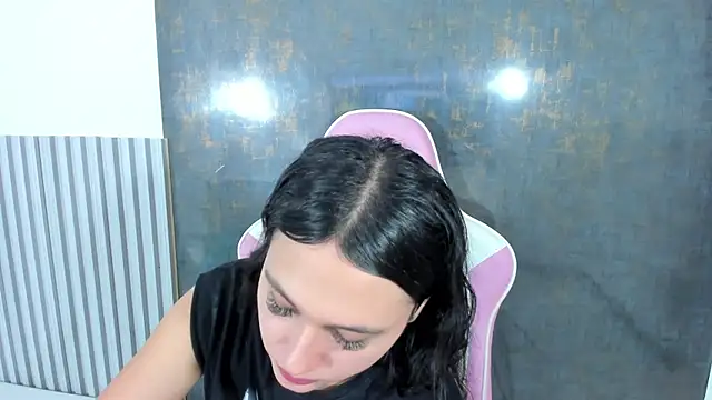 Snapshot of lana_boomer chatting on 5, 10, 2025 lana boomer online show from 5, 10, 2025