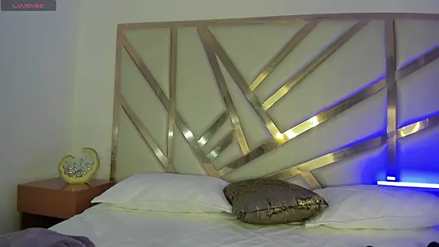 Snapshot of Carolina_Evanss chatting on 17, 9, 2025 Carolina Evanss online show from 17, 9, 2025