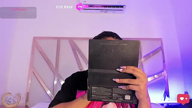 Snapshot of Carolina_Evanss chatting on 28, 9, 2025 Carolina Evanss online show from 28, 9, 2025