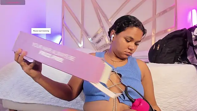 Snapshot of Carolina_Evanss chatting on 19, 11, 2025 Carolina Evanss online show from 19, 11, 2025