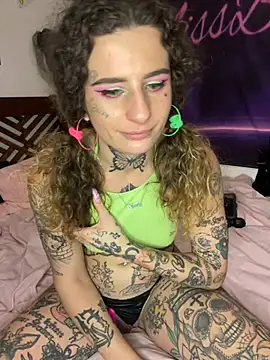 BlazyKitsune- online show from 28, 1, 2025