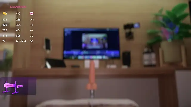 lana kane  online show from 12, 10, 2025