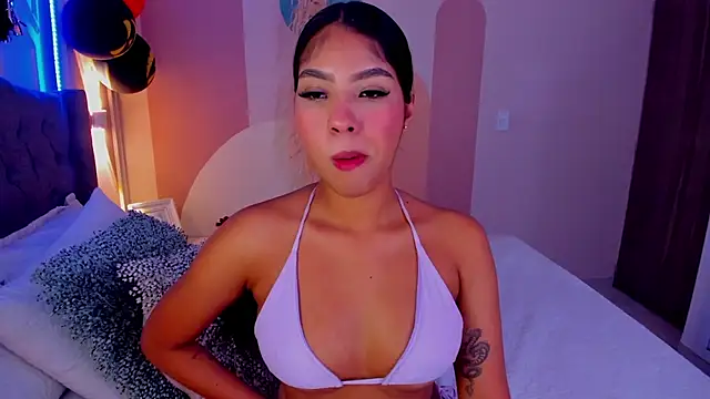 Snapshot of MadyLust chatting on 31, 10, 2025 MadyLust online show from 31, 10, 2025