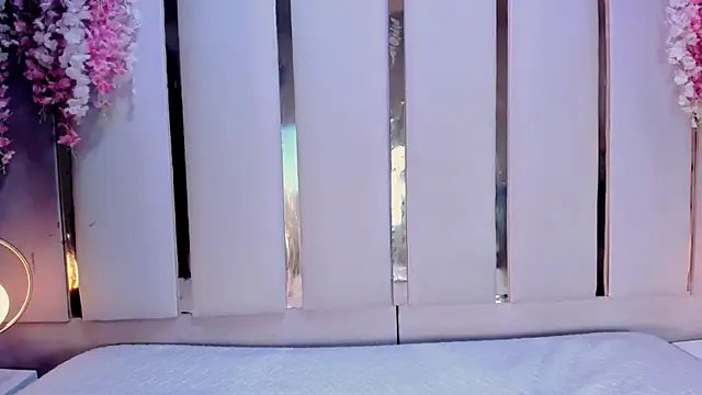 Parismorelli1 online show from 7, 10, 2025