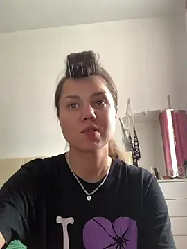 MiraMiss online show from 12, 7, 2026