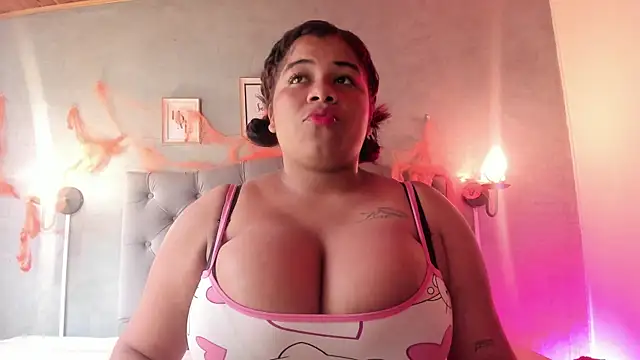 Snapshot of MeridaLane chatting on 15, 10, 2025 MeridaLane online show from 15, 10, 2025