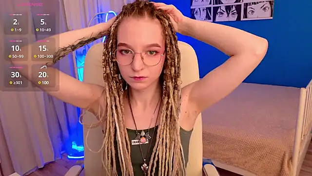 Snapshot of VioletShine chatting on 8, 1, 2025 VioletShine online show from 8, 1, 2025