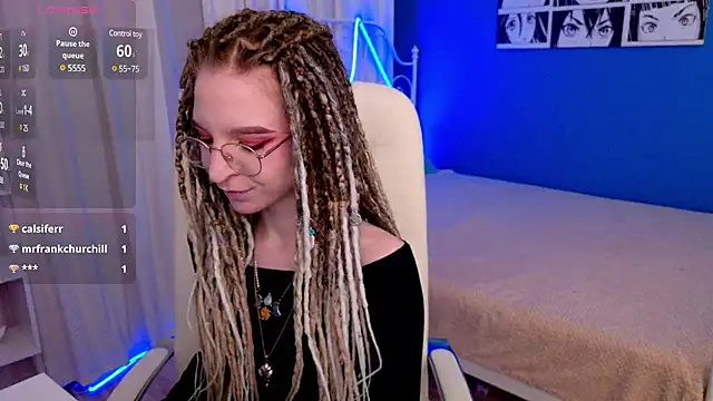 Snapshot of VioletShine chatting on 17, 1, 2025 VioletShine online show from 17, 1, 2025