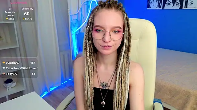 Snapshot of VioletShine chatting on 18, 1, 2025 VioletShine online show from 18, 1, 2025