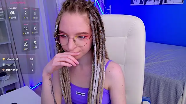 Snapshot of VioletShine chatting on 30, 1, 2025 VioletShine online show from 30, 1, 2025