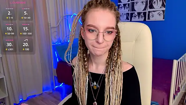Snapshot of VioletShine chatting on 22, 3, 2025 VioletShine online show from 22, 3, 2025