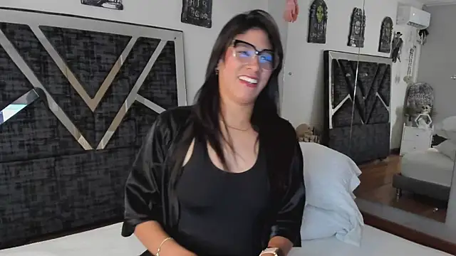 Jonness Isa  online show from 25, 10, 2025