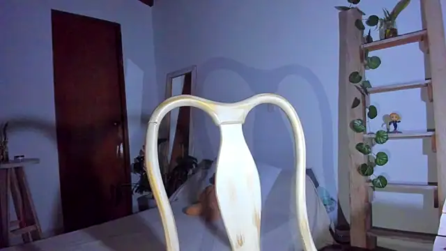 emillyhills online show from 8, 2, 2026