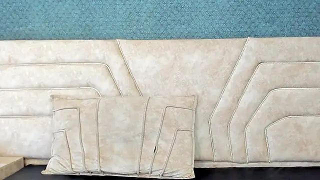 Snapshot of Candy_Bony chatting on 14, 1, 2025 Candy Bony online show from 14, 1, 2025