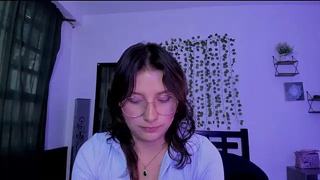 Noellesable online show from 18, 1, 2025