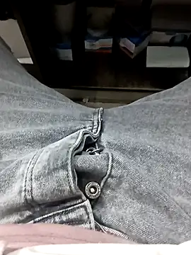 Steve98768 online show from 10, 12, 2024