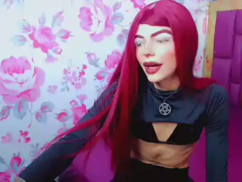 Snapshot of Luna_and_valery chatting on 18, 1, 2025 Luna and valery online show from 18, 1, 2025