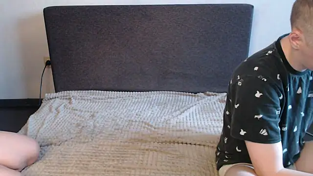 Snapshot of Karry-SEX chatting on 25, 11, 2025 Karry-SEX online show from 25, 11, 2025