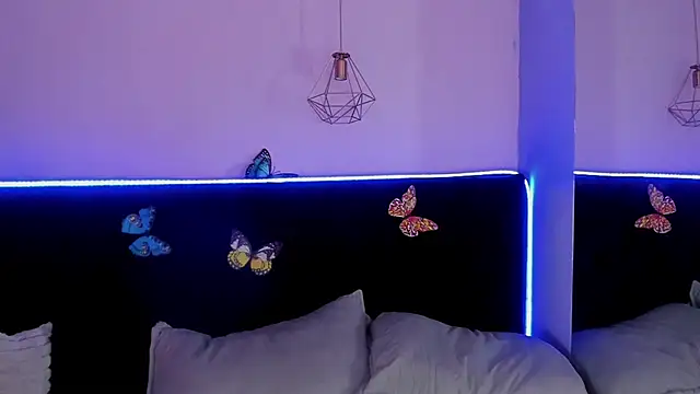 Anastasia Whitee online show from 15, 1, 2026