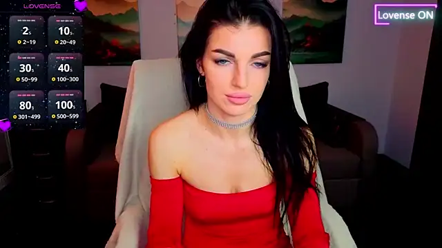 Angelina Clarks online show from 5, 4, 2026