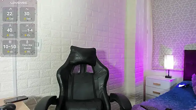 Snapshot of sweet_kitty0110 chatting on 25, 11, 2025 sweet kitty0110 online show from 25, 11, 2025