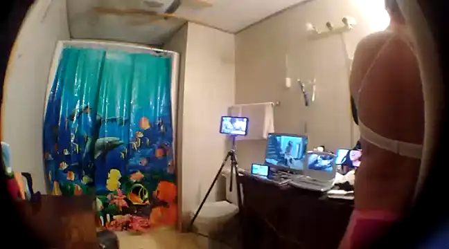 Snapshot of jockstrapstud chatting on 4, 12, 2024 jockstrapstud online show from 4, 12, 2024