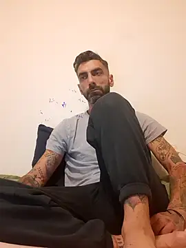 Snapshot of Italian69am chatting on 9, 11, 2025 Italian69am online show from 9, 11, 2025