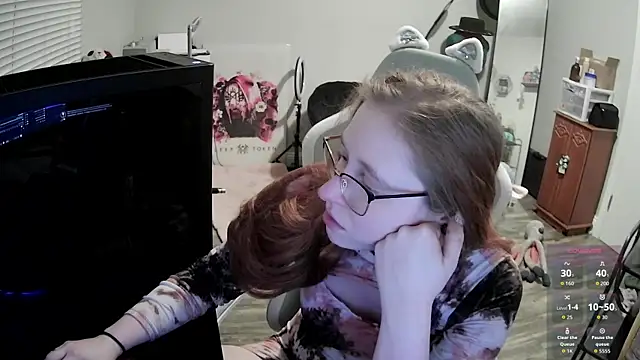 LilyFoxxx online show from 19, 12, 2025