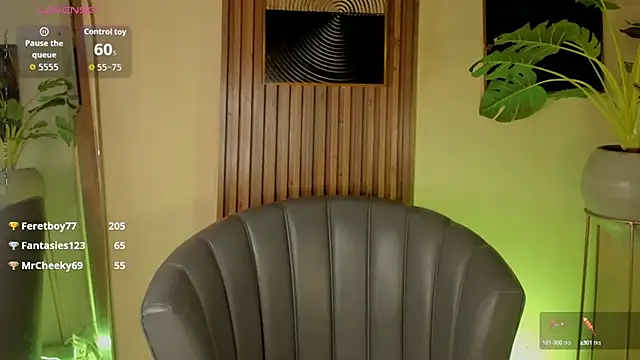 Snapshot of ened_nessa chatting on 10, 10, 2025 ened nessa online show from 10, 10, 2025