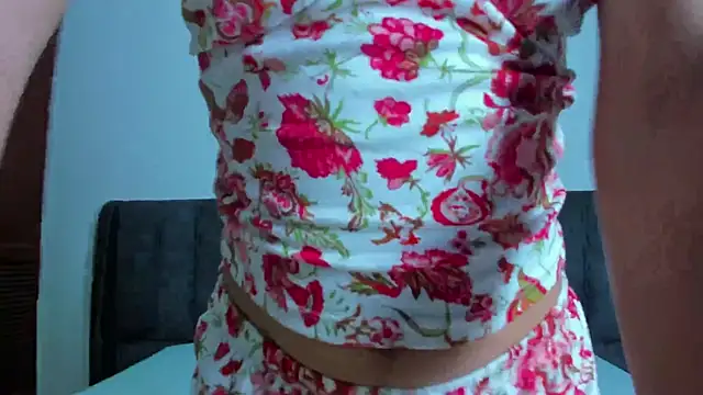 Snapshot of valtira_nova chatting on 13, 2, 2025 valtira nova online show from 13, 2, 2025