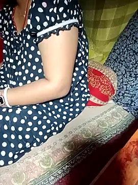 Snapshot of Super-Couple chatting on 19, 2, 2025 Super-Couple online show from 19, 2, 2025