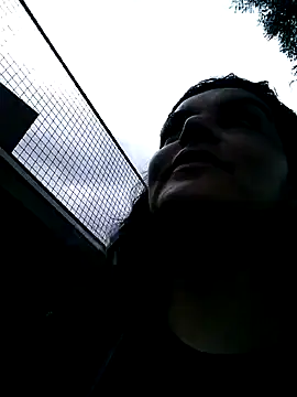 Snapshot of escritorasafada chatting on 2, 2, 2025 escritorasafada online show from 2, 2, 2025