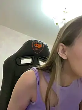 Snapshot of Burning_girlss chatting on 20, 12, 2024 Burning girlss online show from 20, 12, 2024