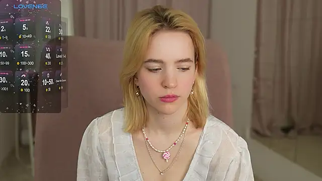 Snapshot of lolly_pie chatting on 9, 2, 2025 lolly pie online show from 9, 2, 2025