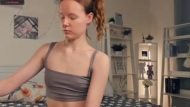 Snapshot of ZaraBluitt chatting on 26, 10, 2025 ZaraBluitt online show from 26, 10, 2025