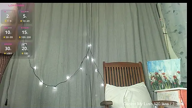 Snapshot of Skinnyshiny_boy chatting on 12, 3, 2025 Skinnyshiny boy online show from 12, 3, 2025