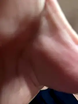 Snapshot of xxxxxrenxxxxx chatting on 4, 12, 2024 xxxxxrenxxxxx online show from 4, 12, 2024