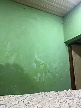 Black Glow online show from 10, 2, 2025