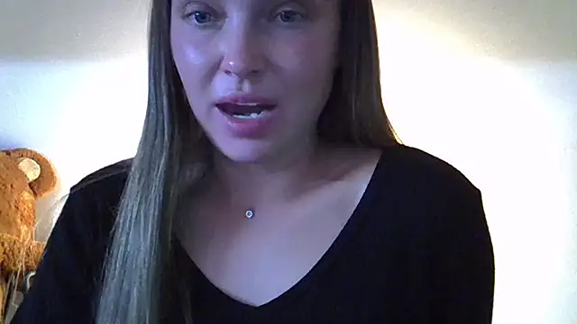 Snapshot of Lucky_Anna chatting on 13, 9, 2025 Lucky Anna online show from 13, 9, 2025