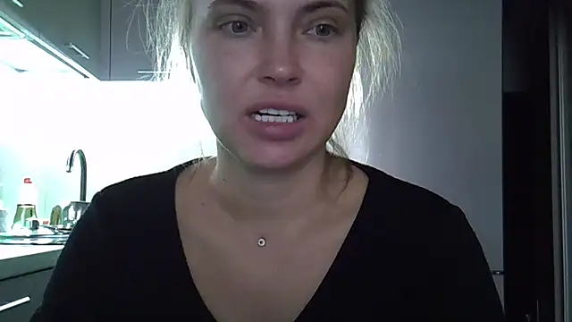 Snapshot of Lucky_Anna chatting on 27, 9, 2025 Lucky Anna online show from 27, 9, 2025