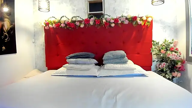 Snapshot of SilvannaFit chatting on 5, 5, 2026 SilvannaFit online show from 5, 5, 2026